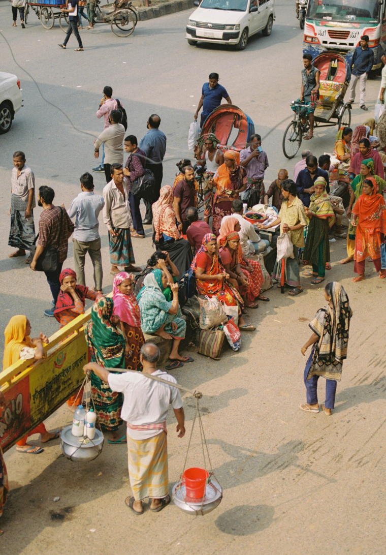 国を越えた仲間の「はたらく」を応援する