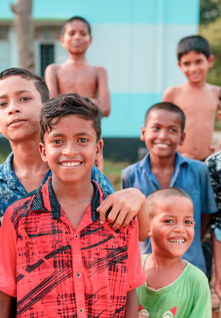 国を越えた仲間の「はたらく」を応援する