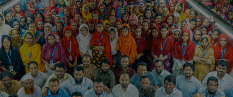 2024年2月現在の雇用者数