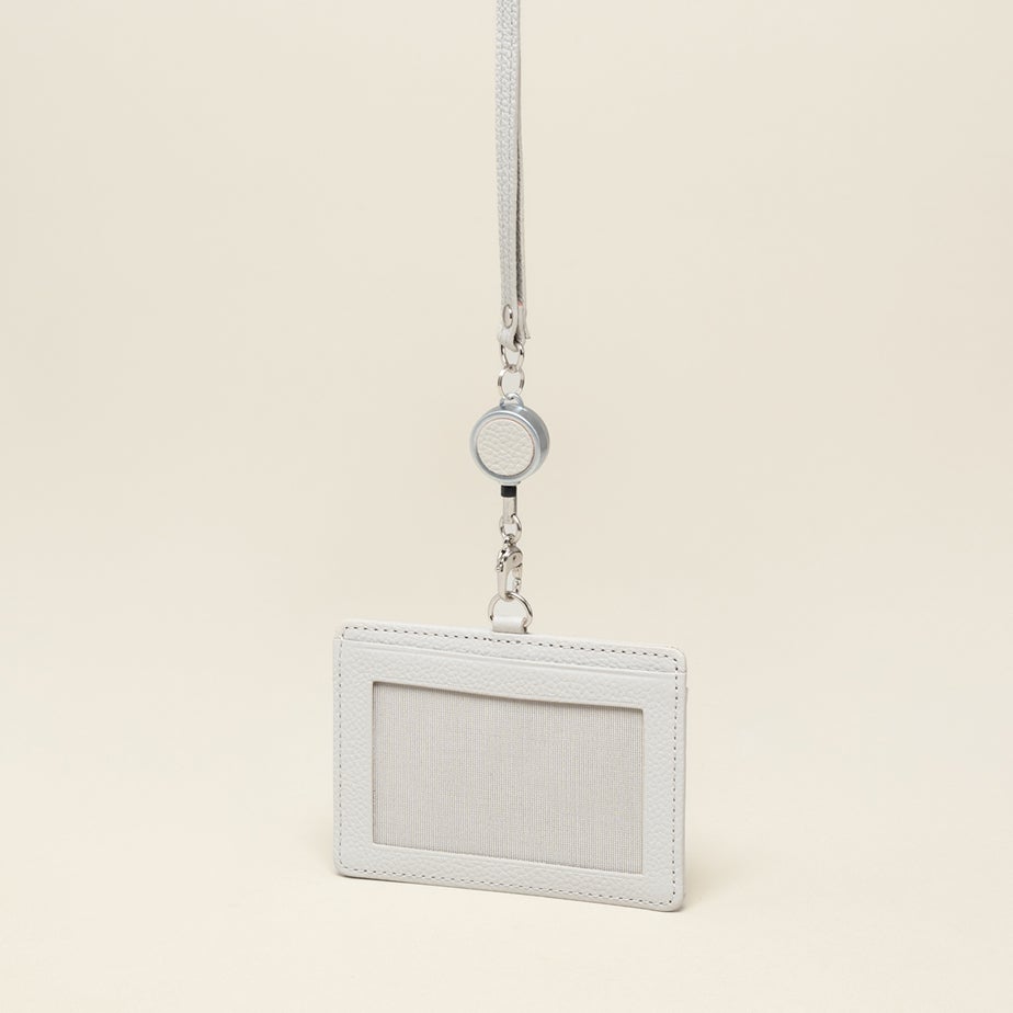 IDカードホルダー(リール付きストラップ付)｜LIB