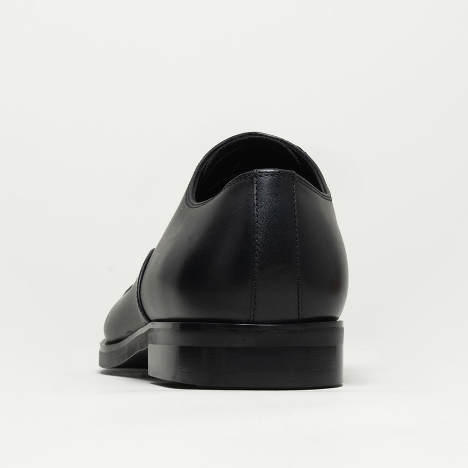 ビジネスシューズ(ストレートチップ・内羽根式・ラバーソール)