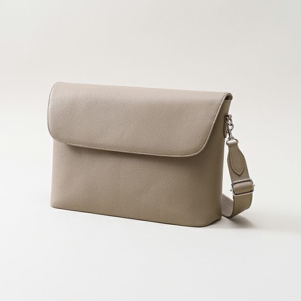 サンドベージュ