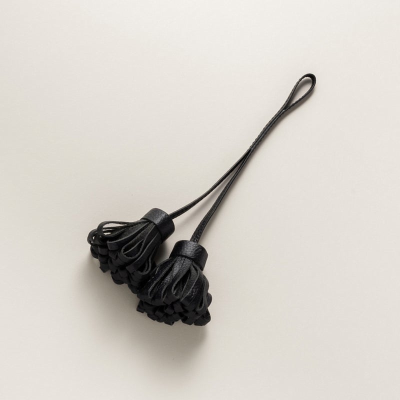 ループタッセル バッグチャーム