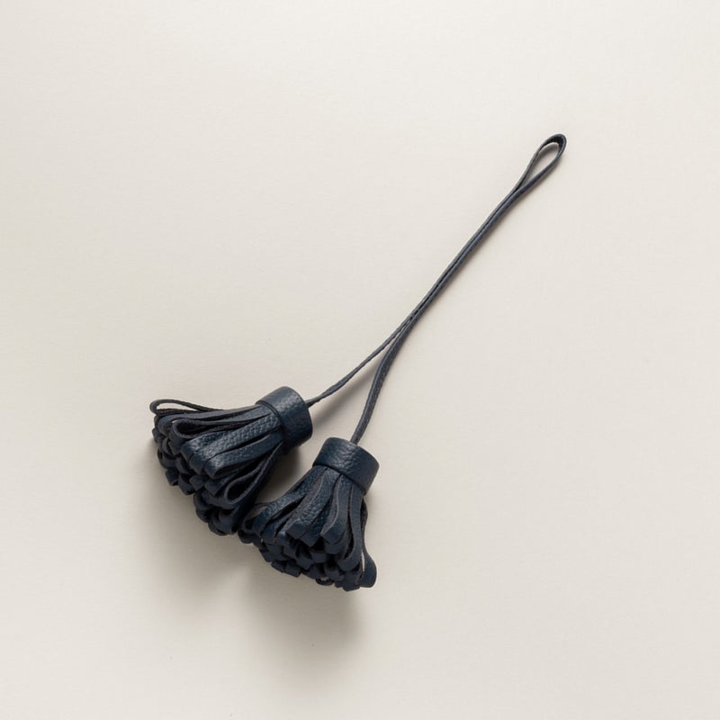 ループタッセル バッグチャーム