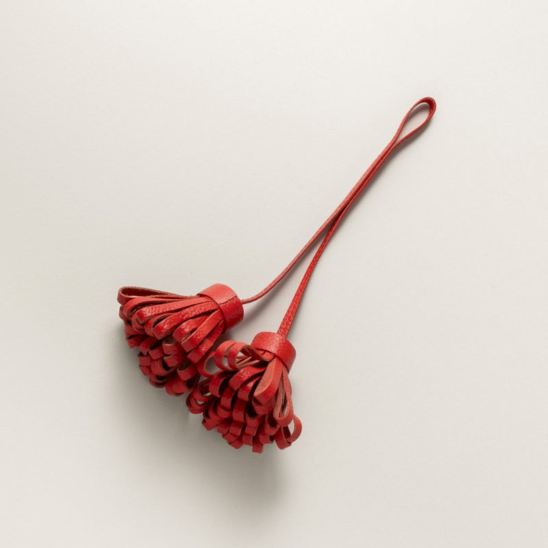 ループタッセル バッグチャーム