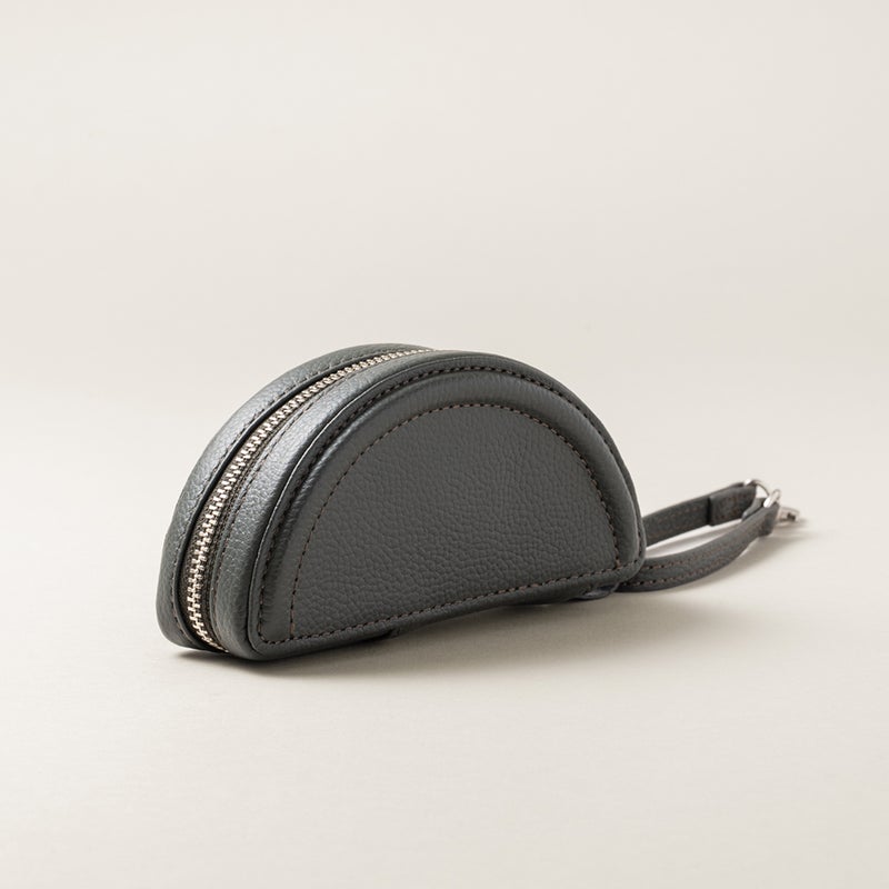 半月型チャームポーチ